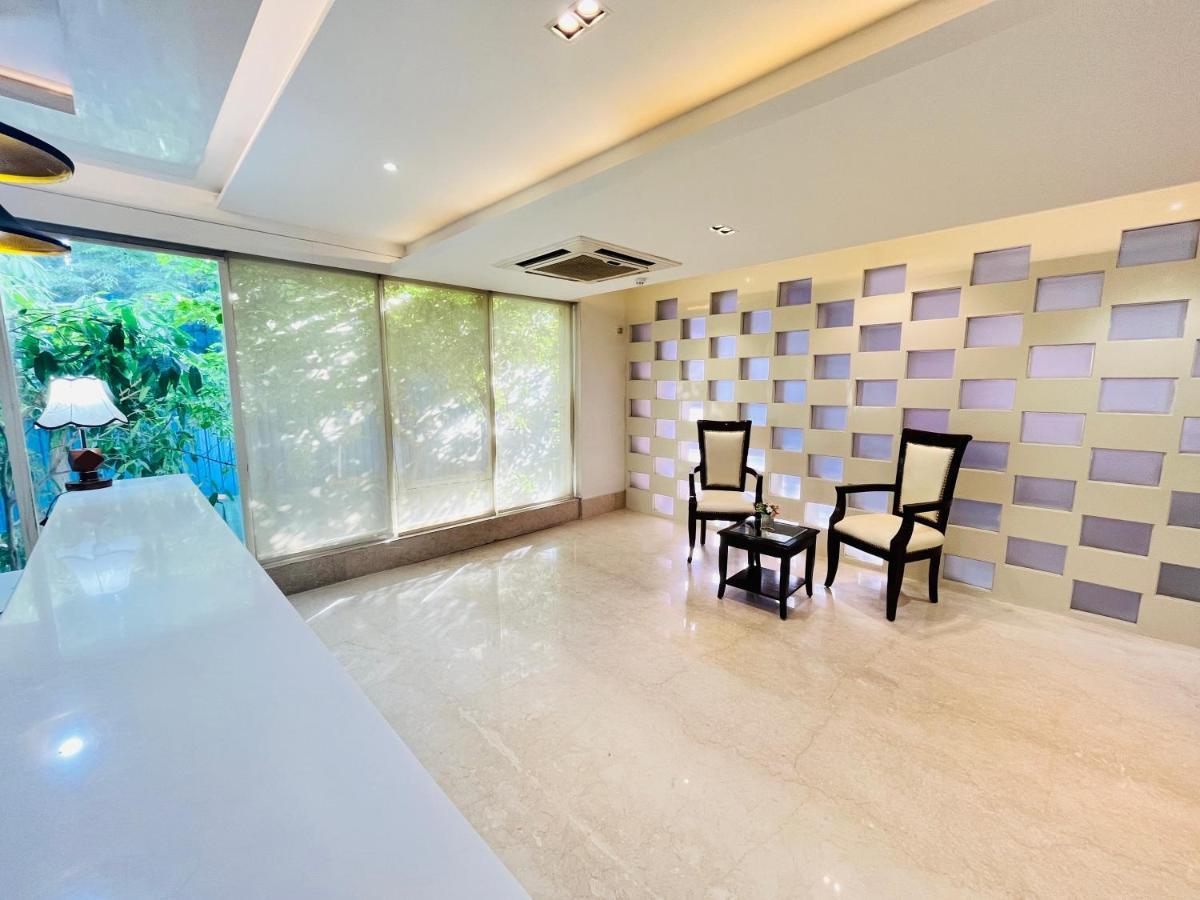 Hotel Aura Ip Grand Karkardooma Metro Station New Delhi Couple Friendly ภายนอก รูปภาพ